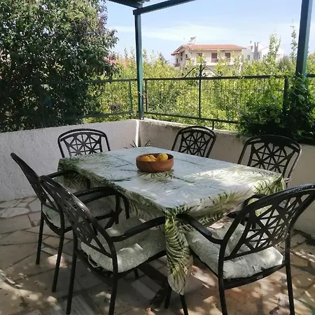 Lemon Tree Family House Holiday home *
