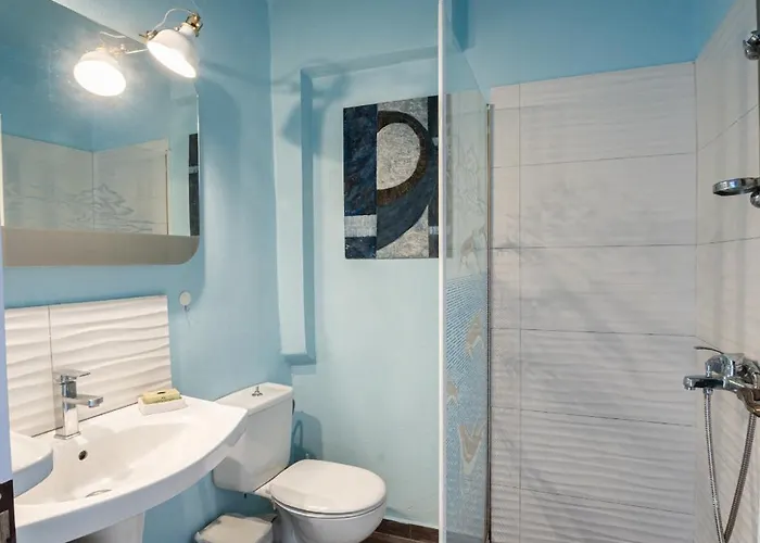 Lemon Tree Family House