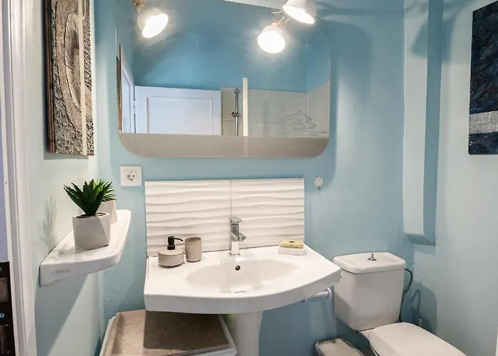 Lemon Tree Family House Vraháti