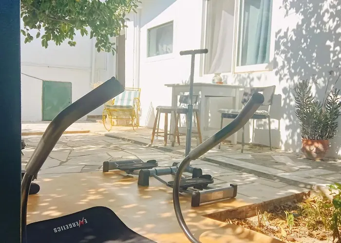 Lemon Tree Family House Vraháti