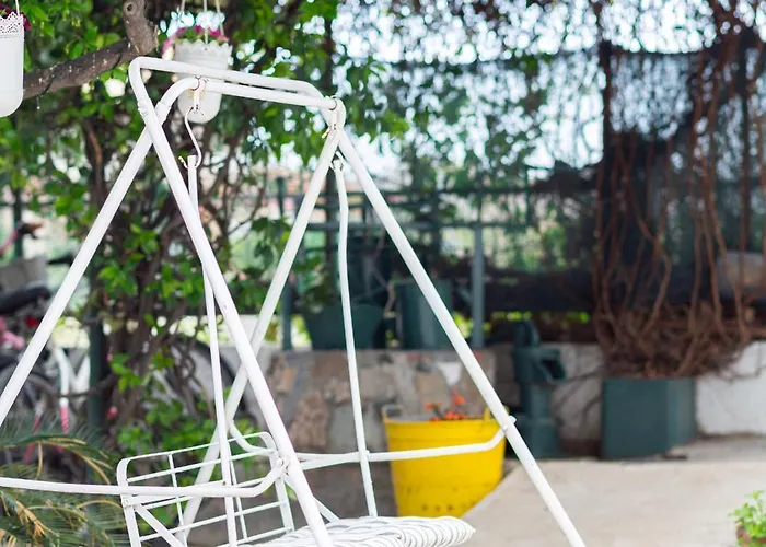 Lemon Tree Family House Vraháti