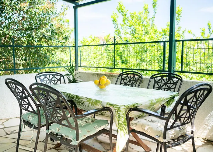 Vakantiehuis Lemon Tree Family House Vrahati